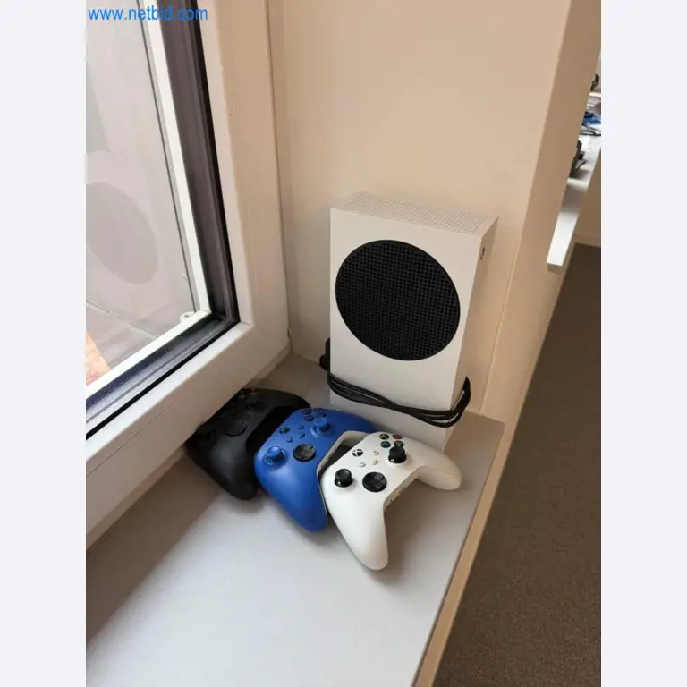 BGA und Warenvorräte wie Konferenzsystem und Medientechnik -2