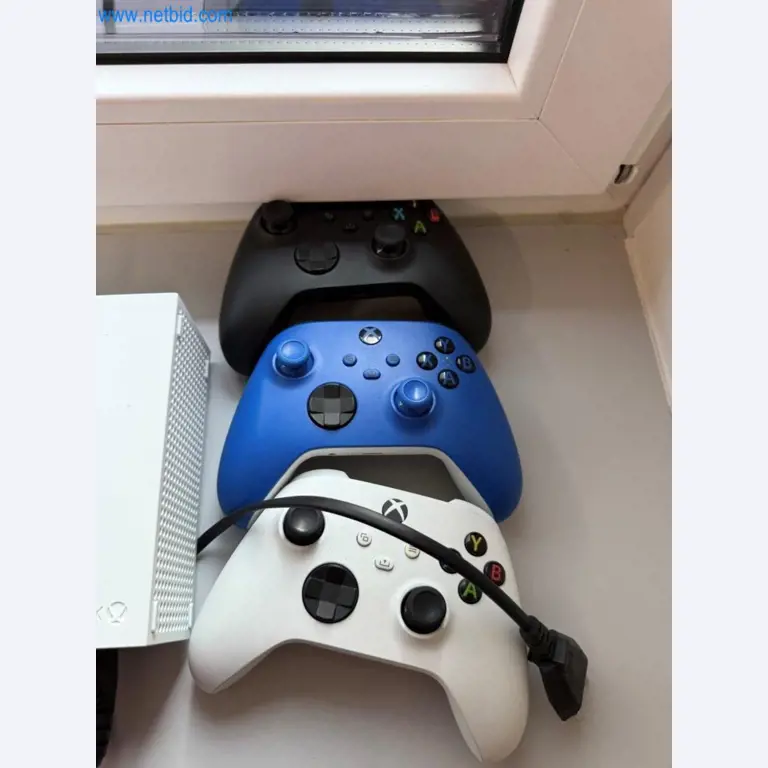 BGA und Warenvorräte wie Konferenzsystem und Medientechnik -1