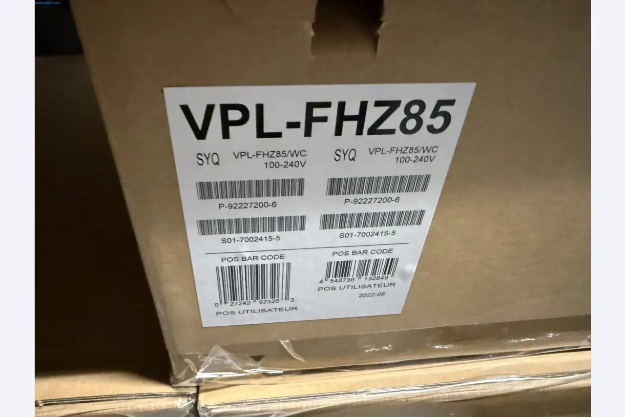 BGA und Warenvorräte wie Konferenzsystem und Medientechnik -2