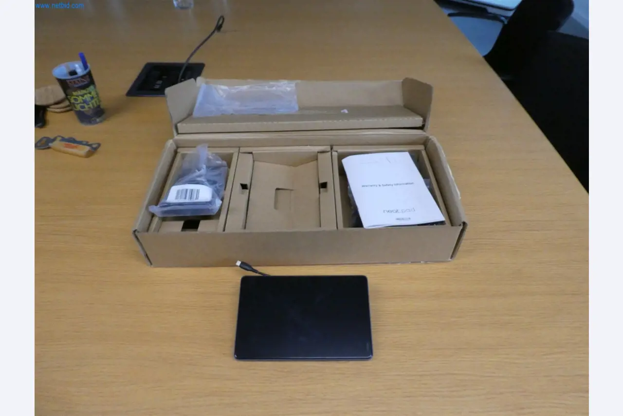 Provozní a kancelářské vybavení-1