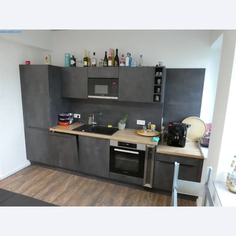 Matériel d'exploitation et de bureau-2