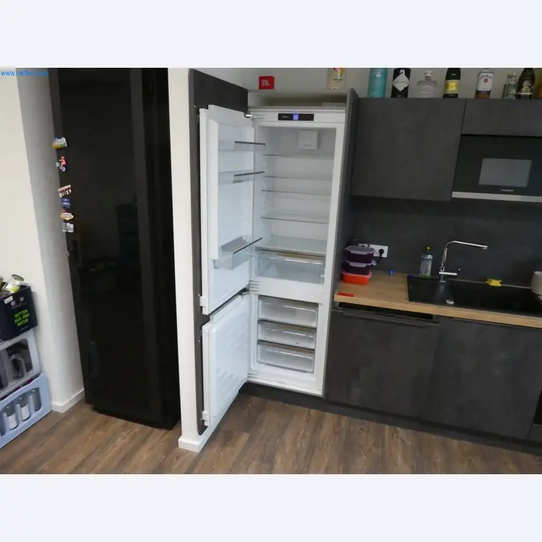 Matériel d'exploitation et de bureau-3