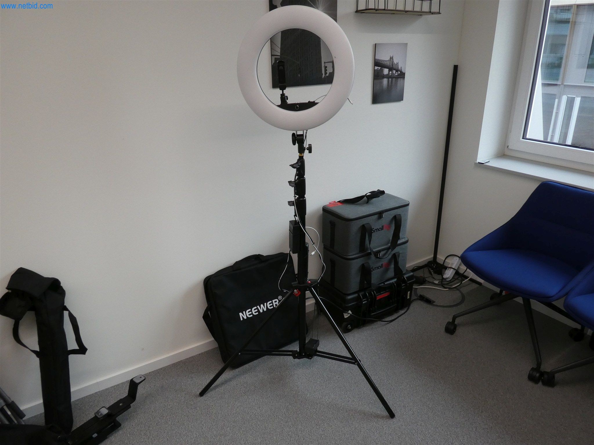 Matériel d'exploitation et de bureau-1