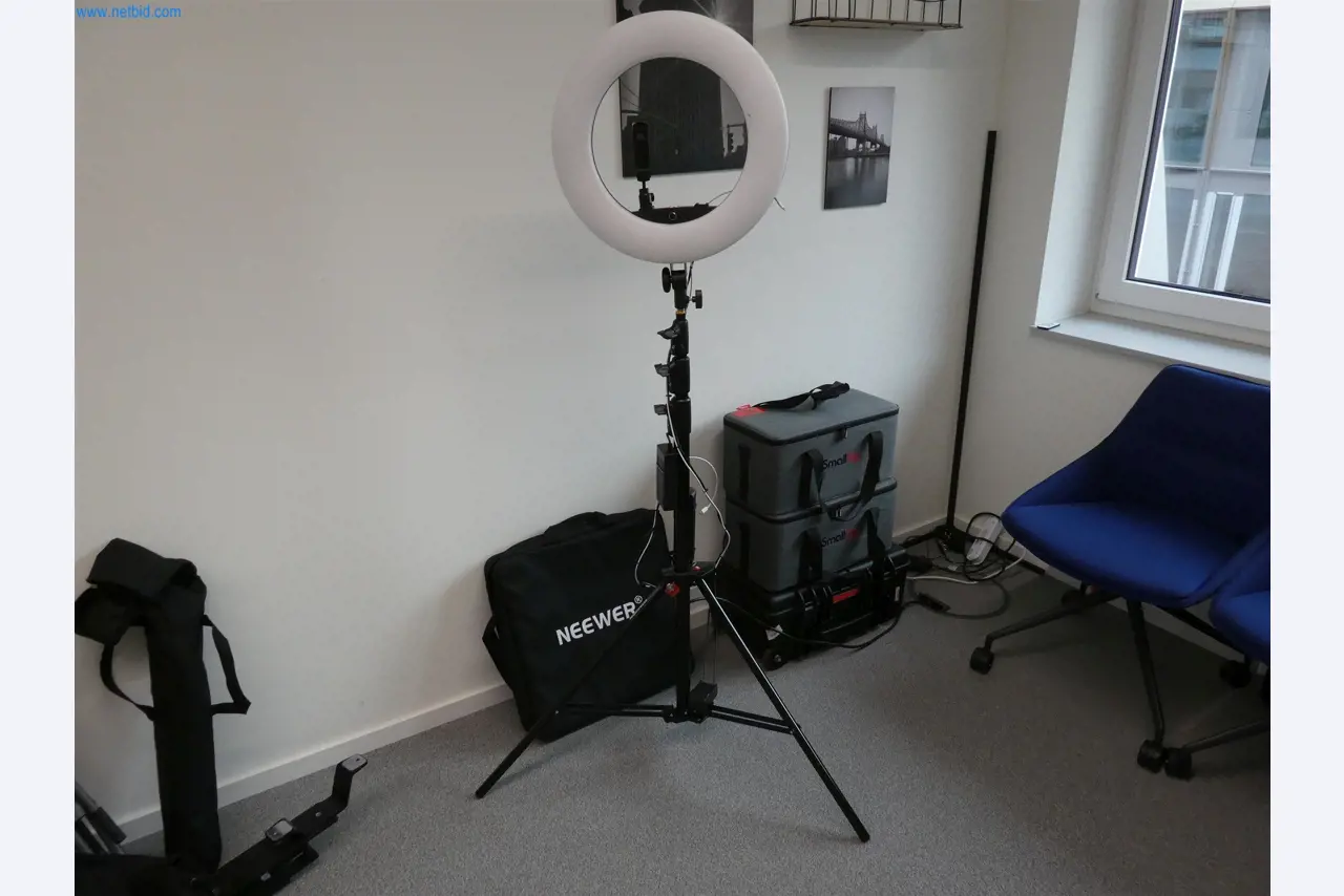 Matériel d'exploitation et de bureau-1