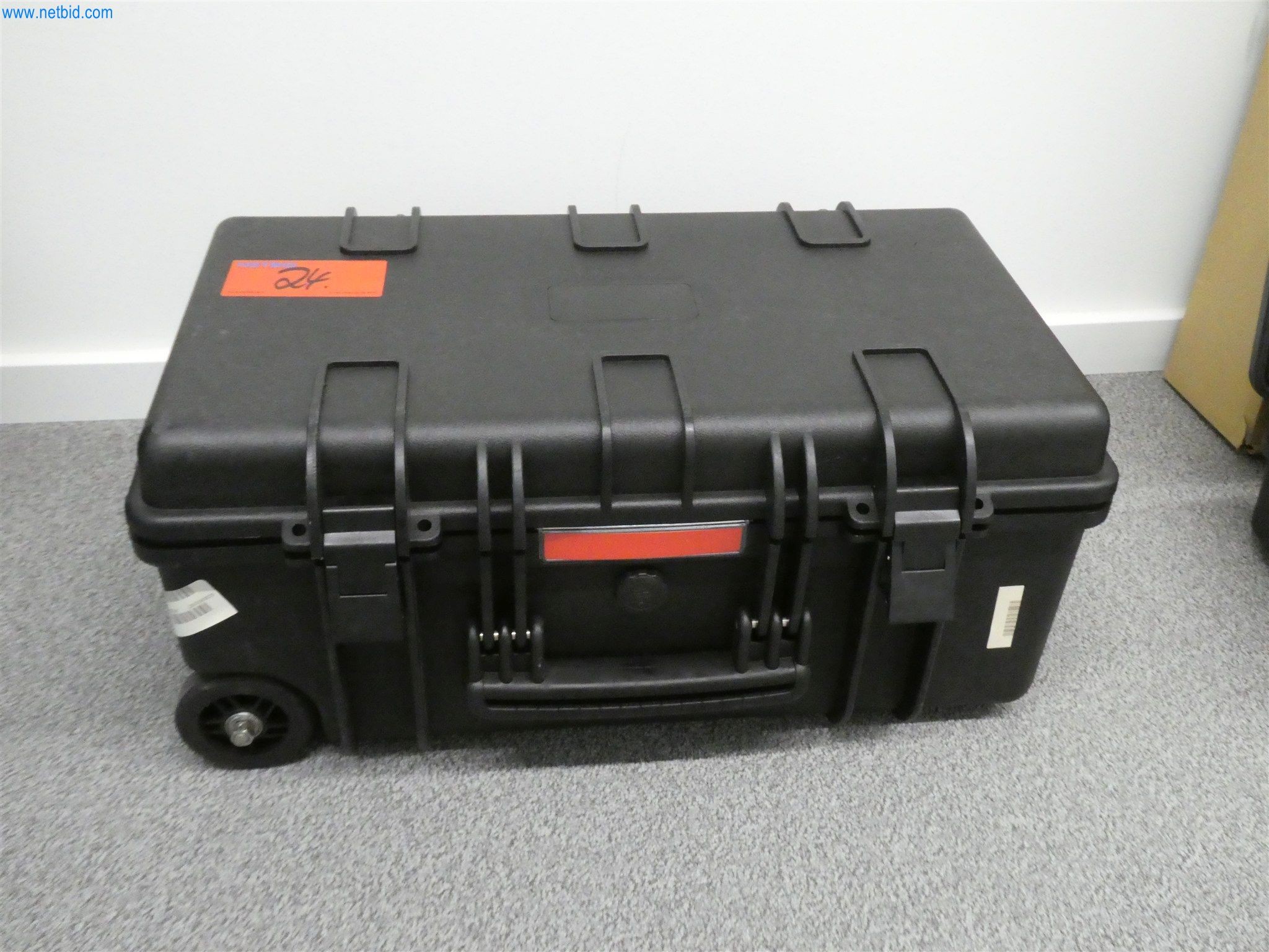 Equipos operativos y de oficina-1