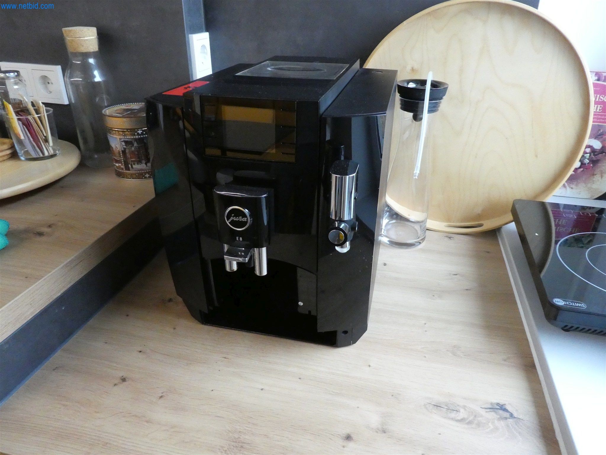 BGA und Warenvorräte wie Konferenztischsystem und Medientechnik -1