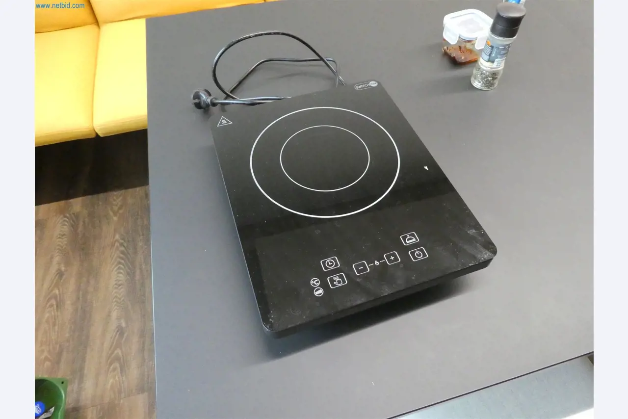 Operativna in pisarniška oprema-3