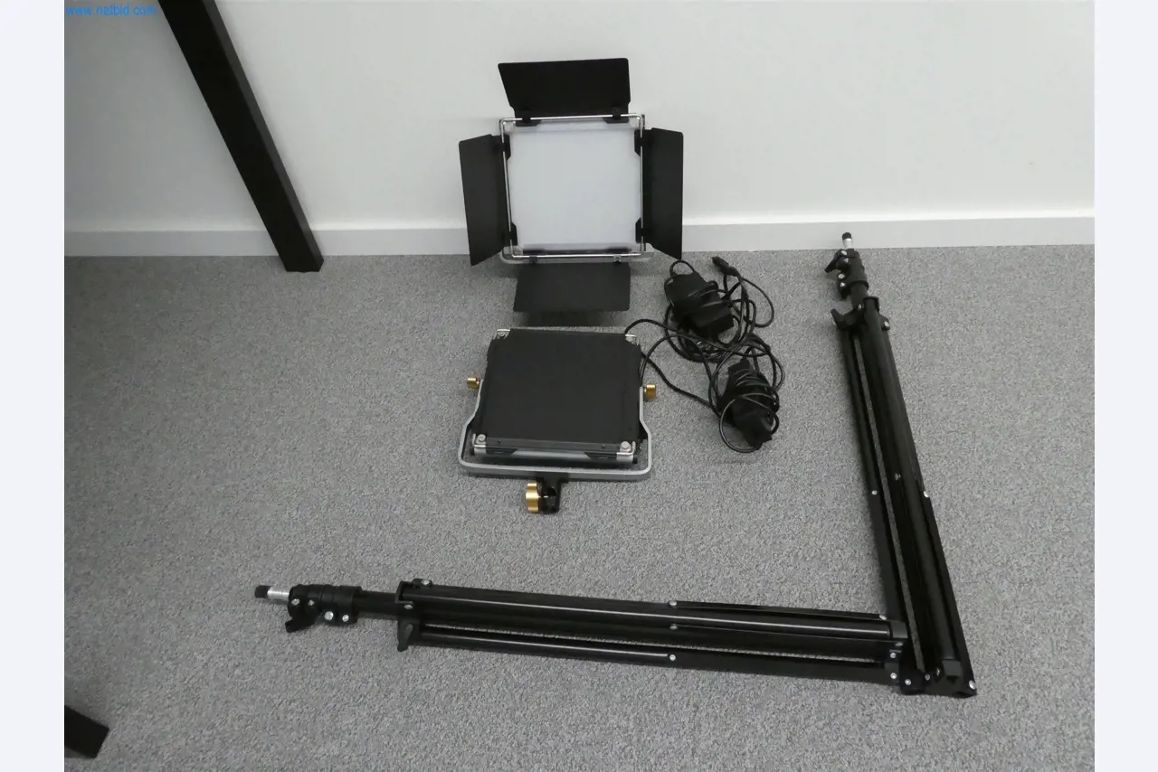 Matériel d'exploitation et de bureau-5