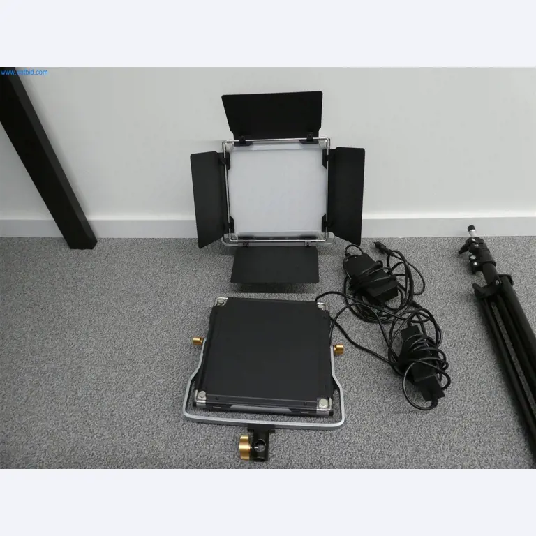 Matériel d'exploitation et de bureau-6