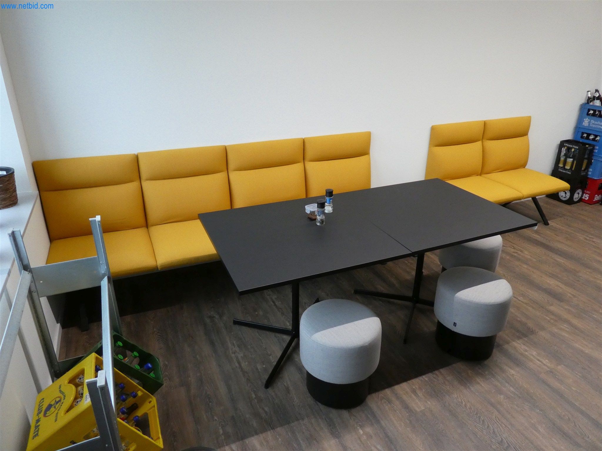 BGA und Warenvorräte wie Konferenztischsystem und Medientechnik -2