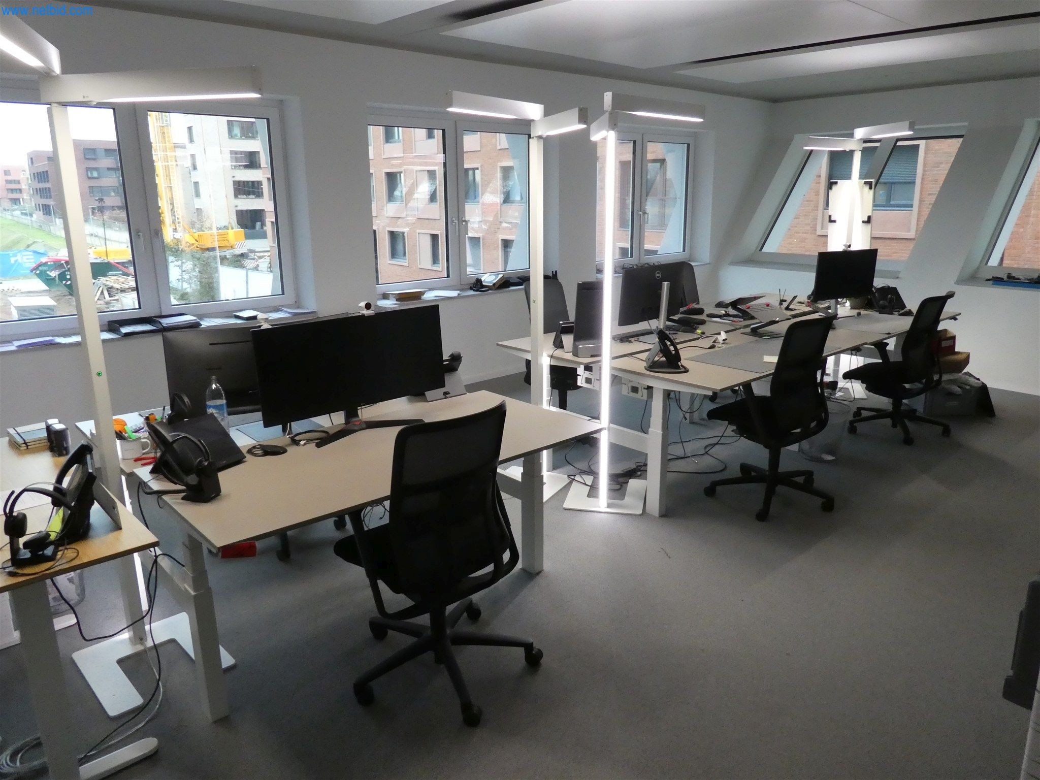 Equipos operativos y de oficina-1