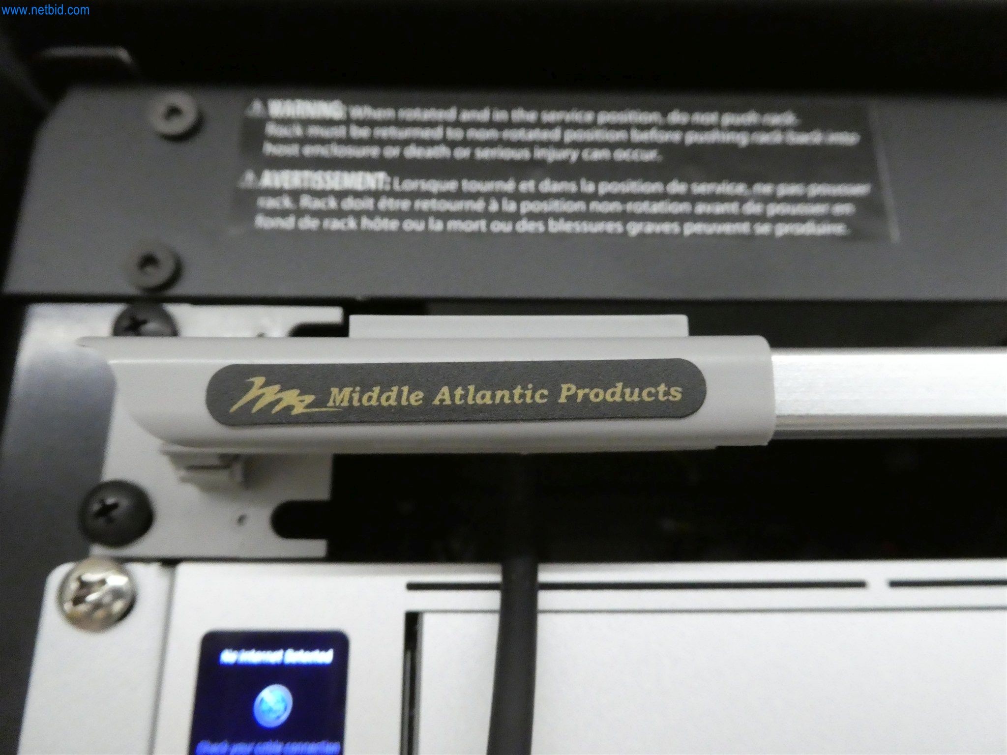 BGA und Warenvorräte wie Konferenztischsystem und Medientechnik -10