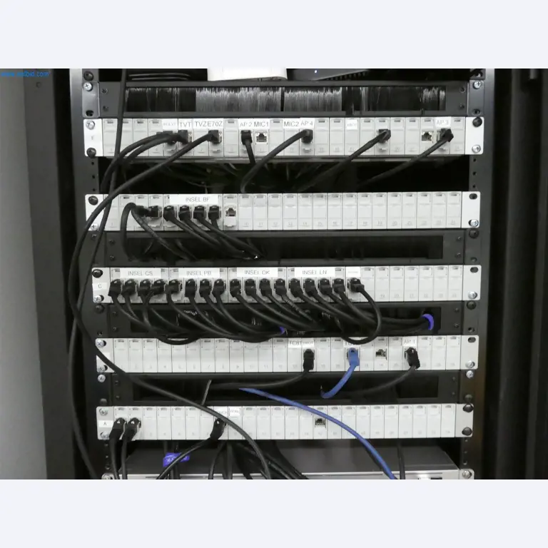 BGA und Warenvorräte wie Konferenztischsystem und Medientechnik -11