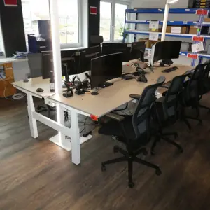 2 Puestos de trabajo dobles bene