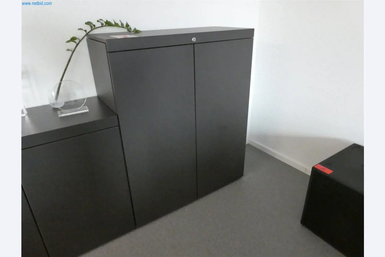 BGA und Warenvorräte wie Konferenztischsystem und Medientechnik -4