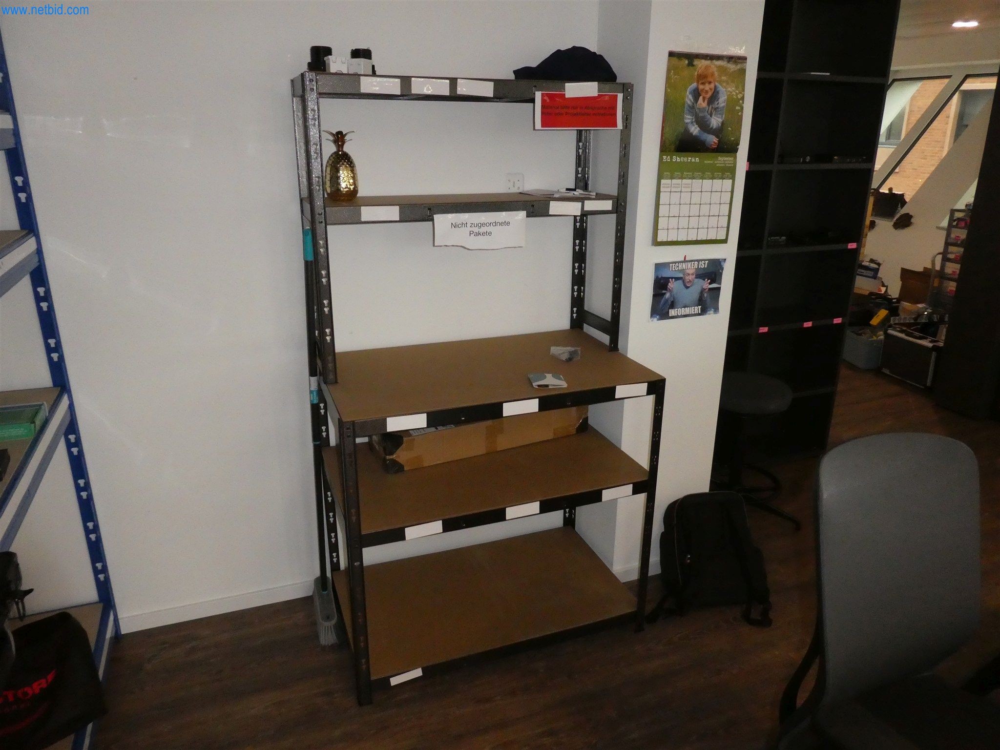 Operativna in pisarniška oprema-1