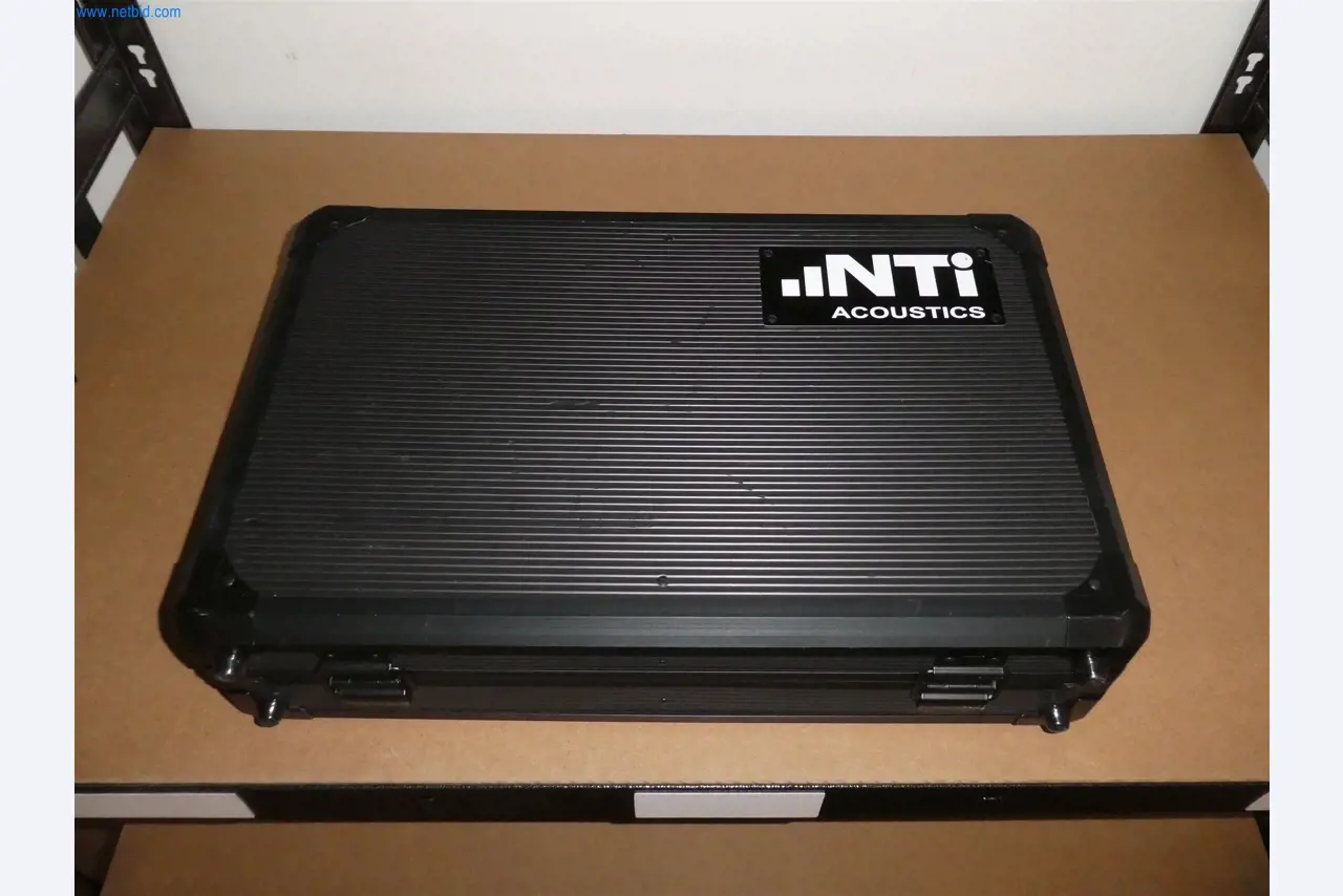 Provozní a kancelářské vybavení-1