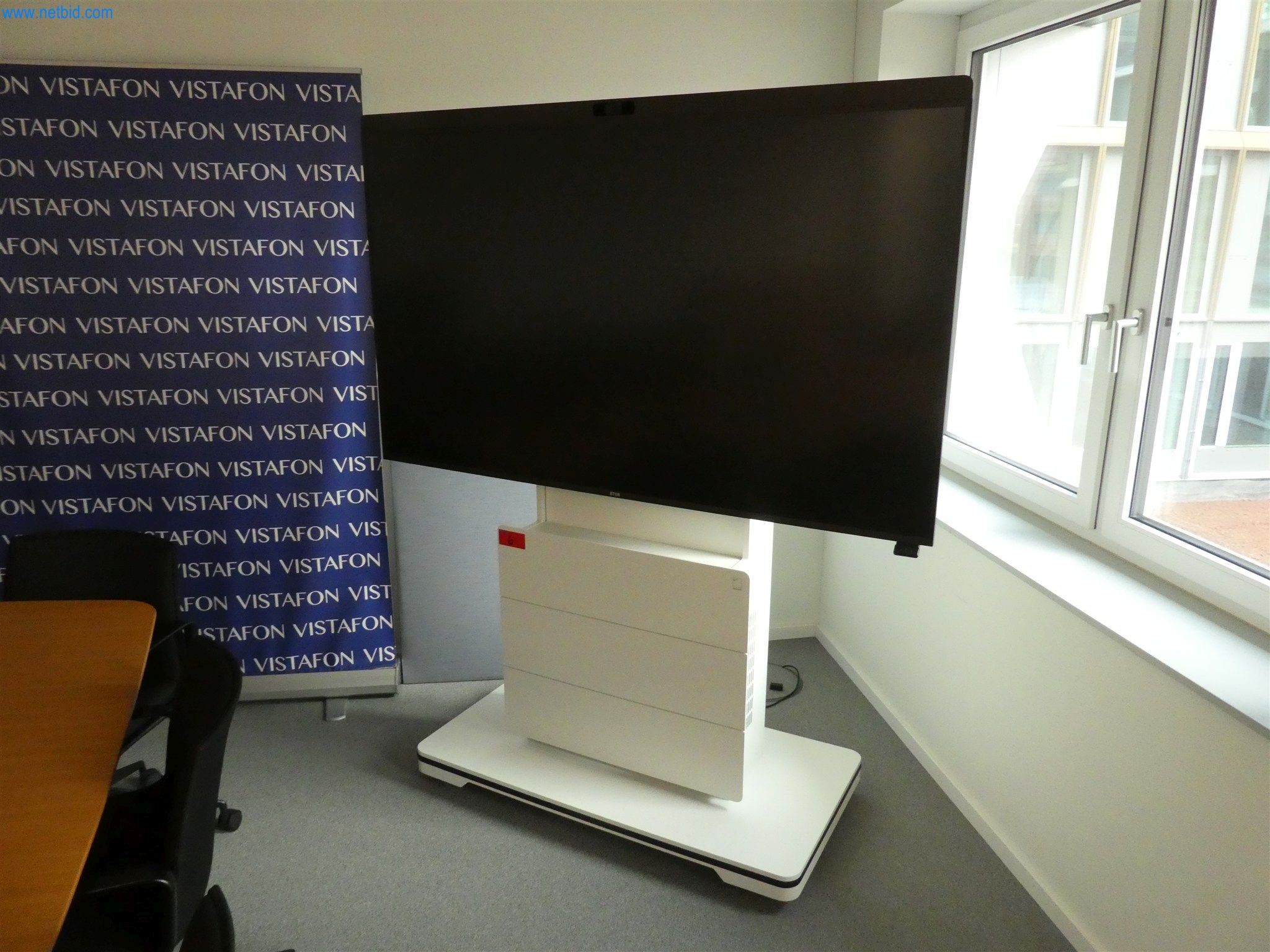 BGA und Warenvorräte wie Konferenztischsystem und Medientechnik -1