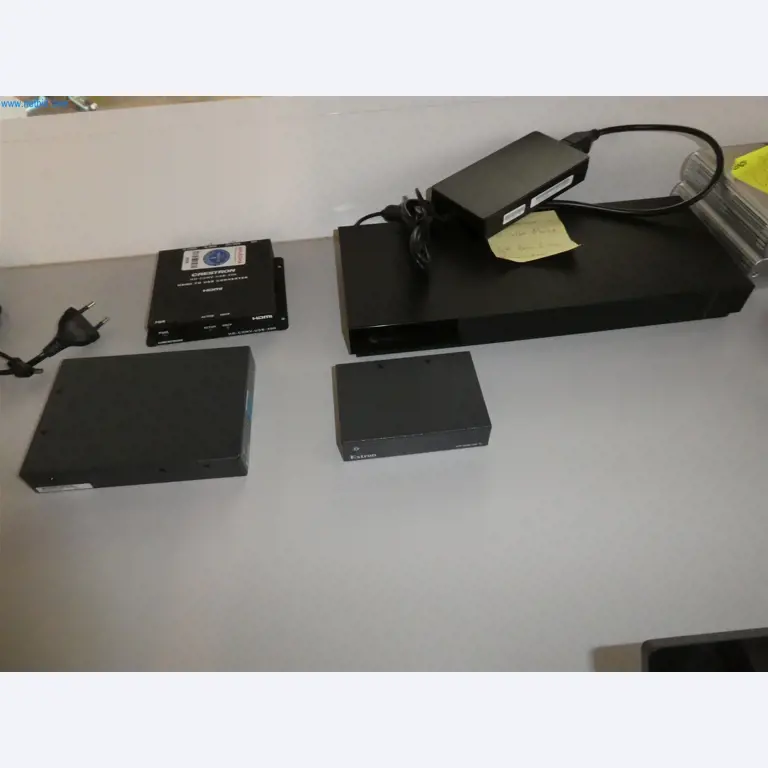 Operativna in pisarniška oprema-3