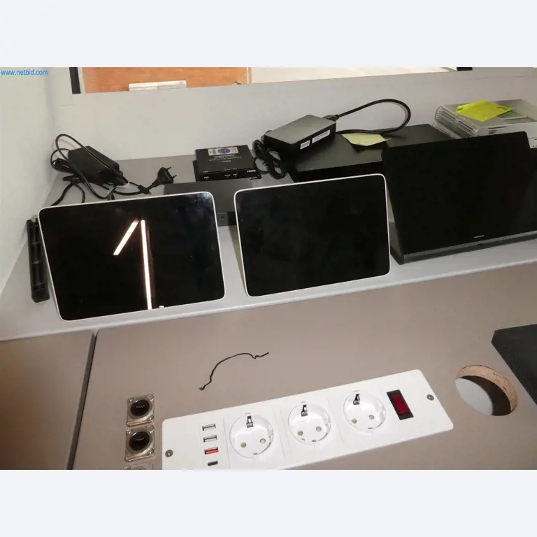 Operativna in pisarniška oprema-5