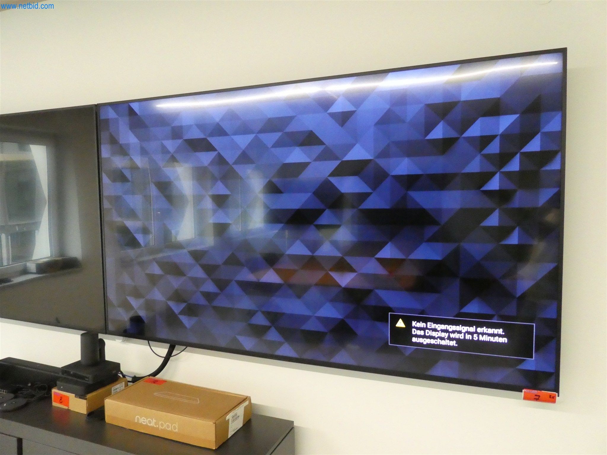 BGA und Warenvorräte wie Konferenztischsystem und Medientechnik -3