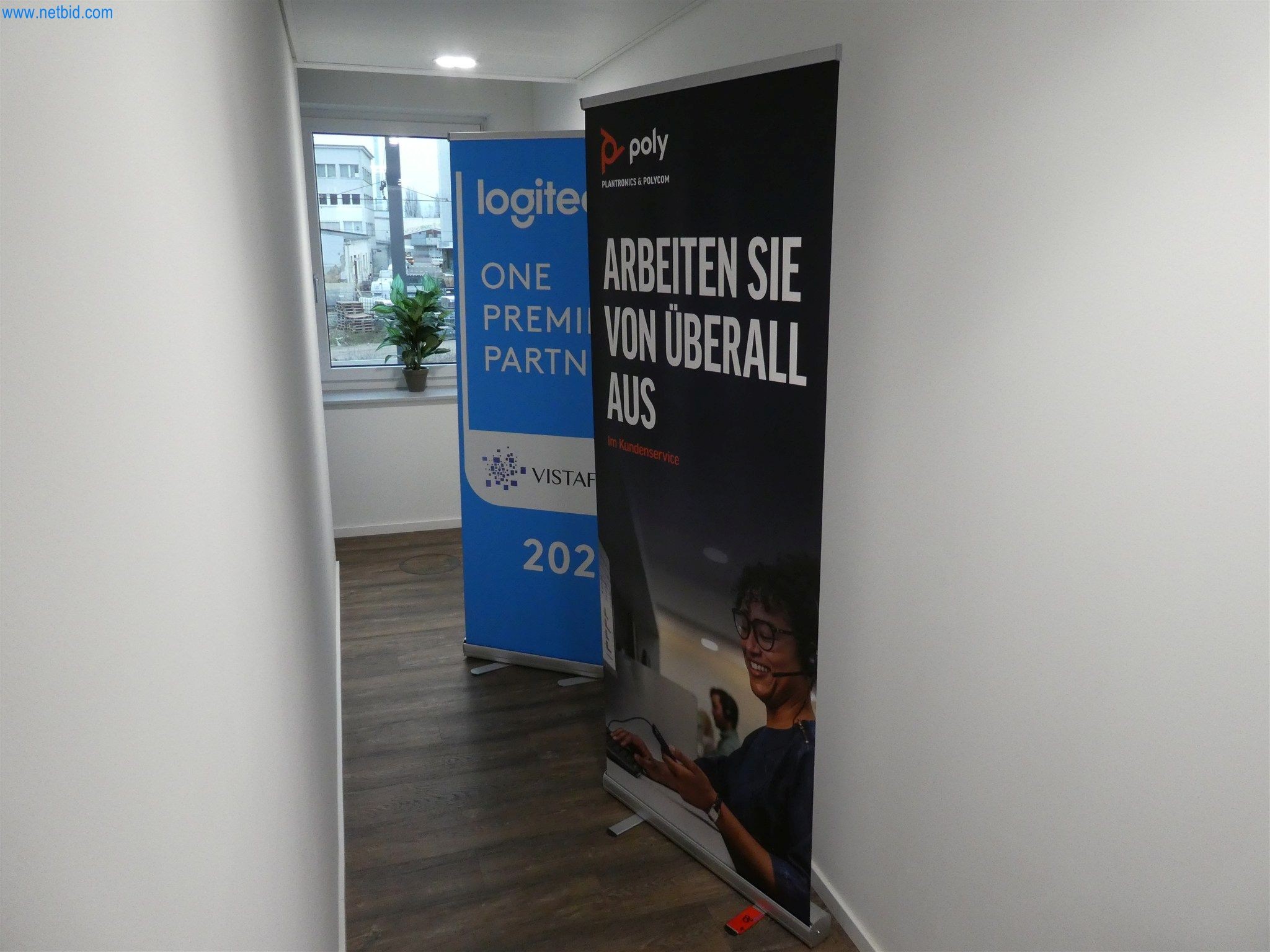 Matériel d'exploitation et de bureau-1