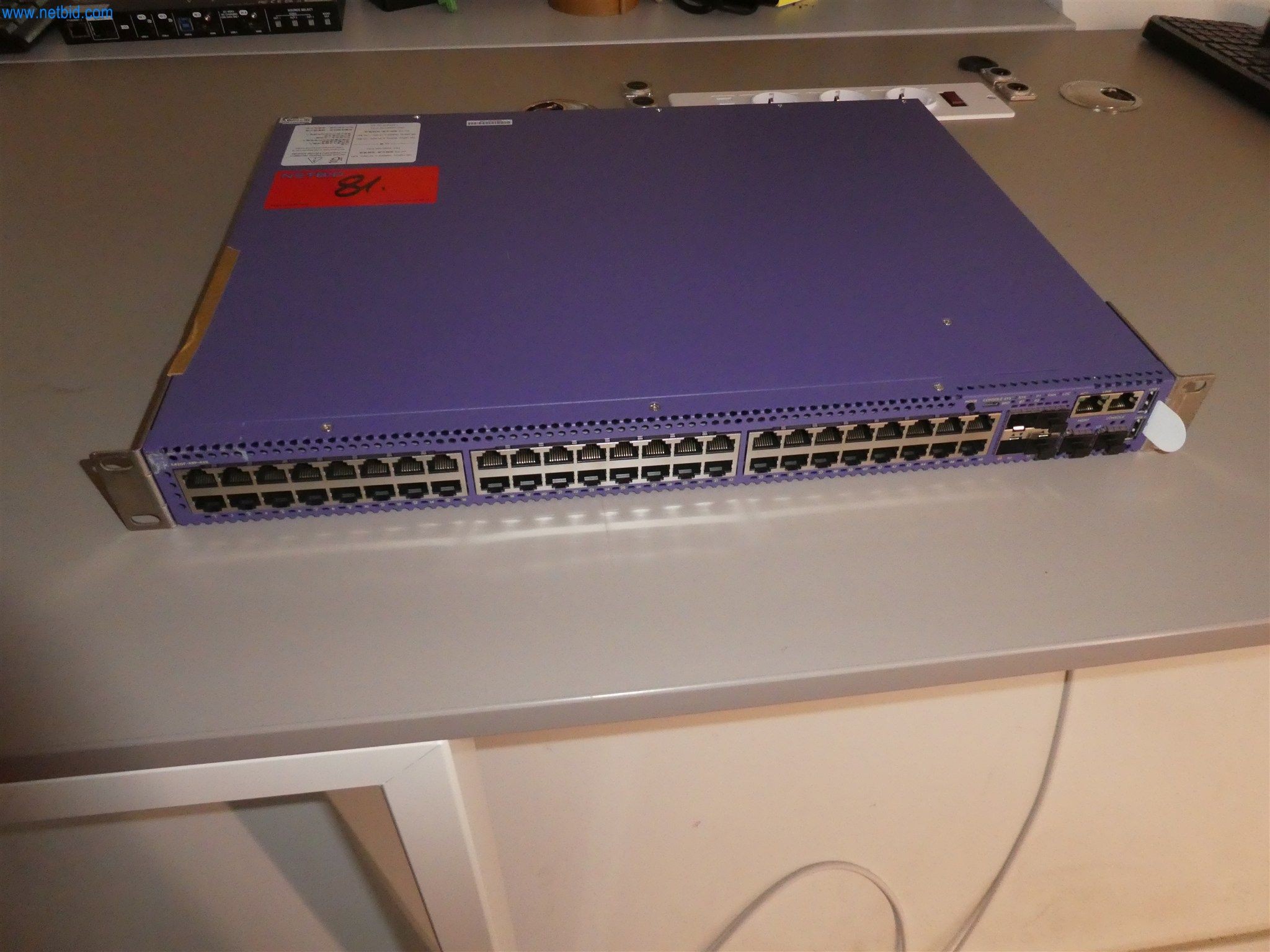 Matériel d'exploitation et de bureau-1