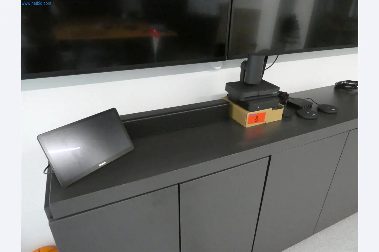 Matériel d'exploitation et de bureau-1