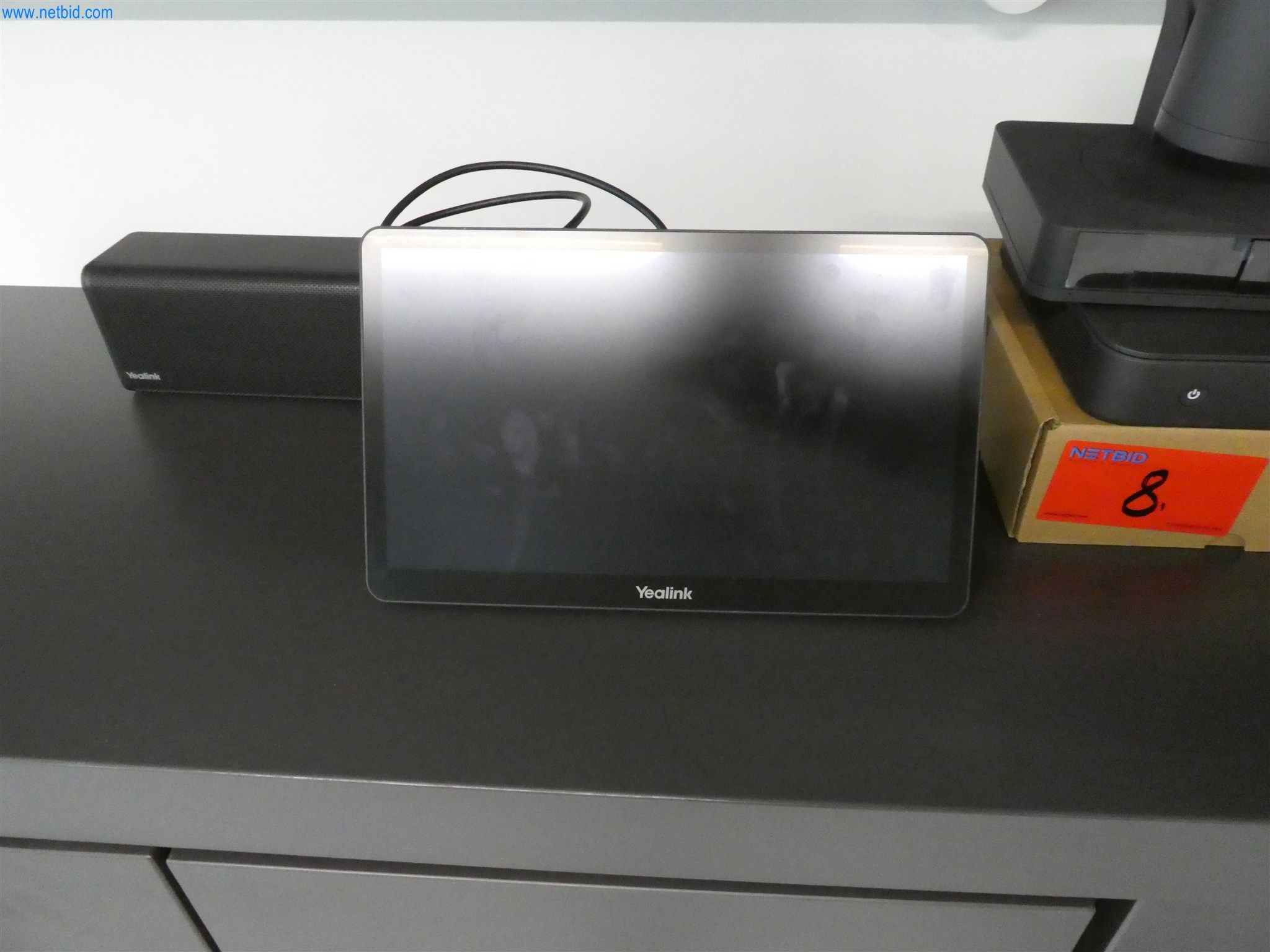 BGA und Warenvorräte wie Konferenztischsystem und Medientechnik -3