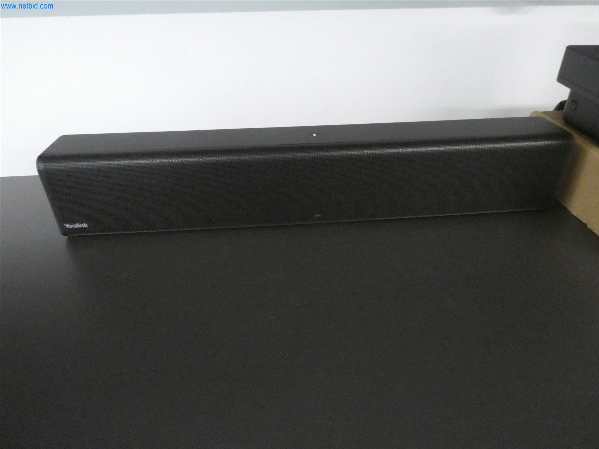 BGA und Warenvorräte wie Konferenztischsystem und Medientechnik -4