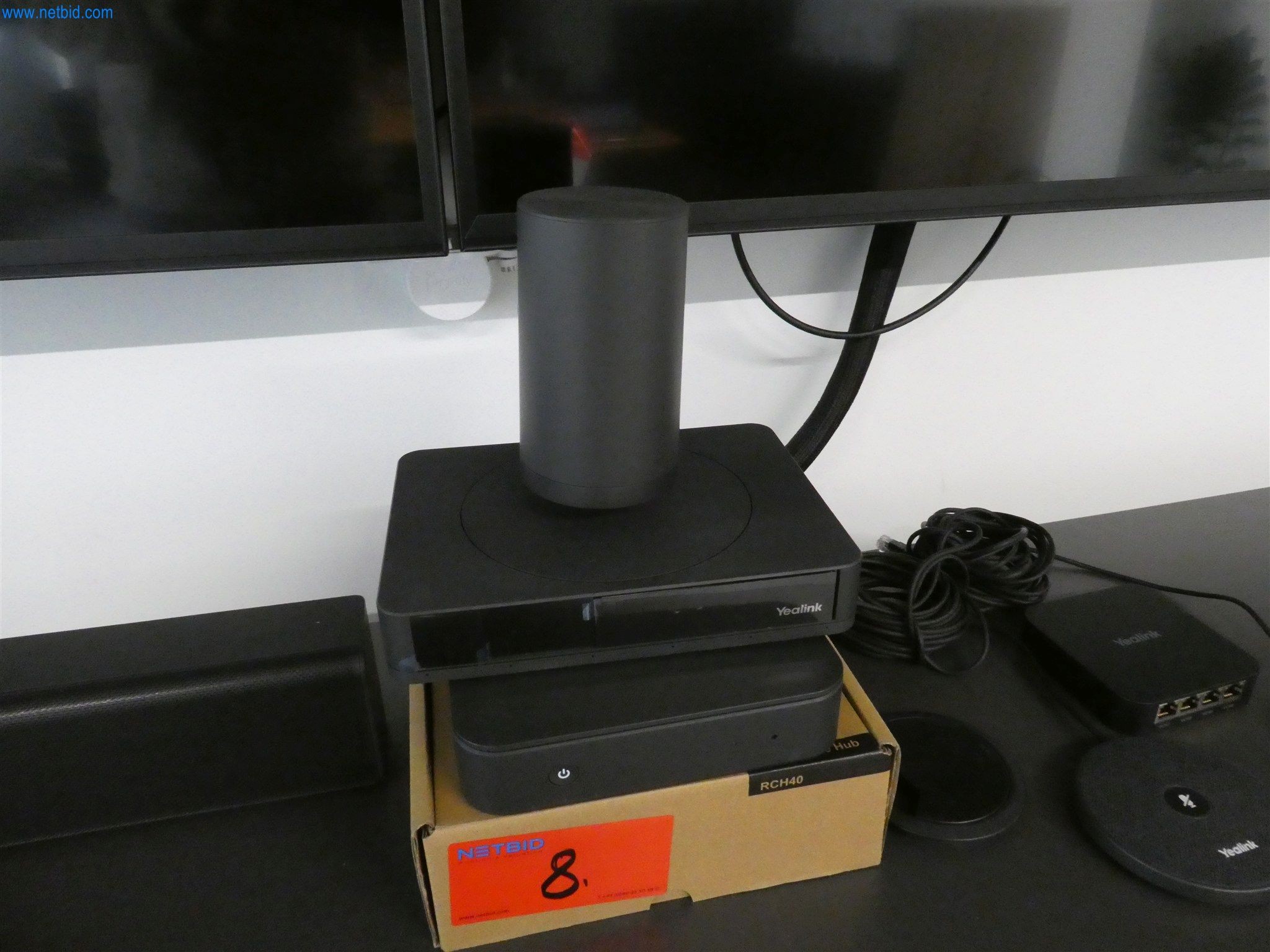 BGA und Warenvorräte wie Konferenztischsystem und Medientechnik -6