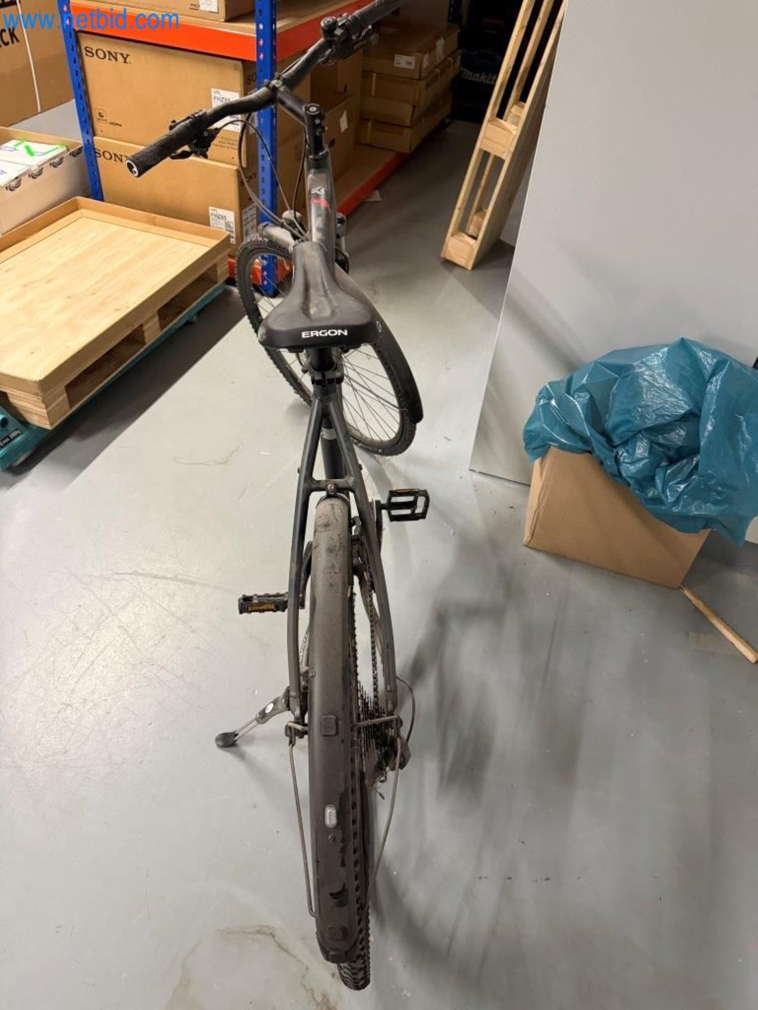 Provozní a kancelářské vybavení-3