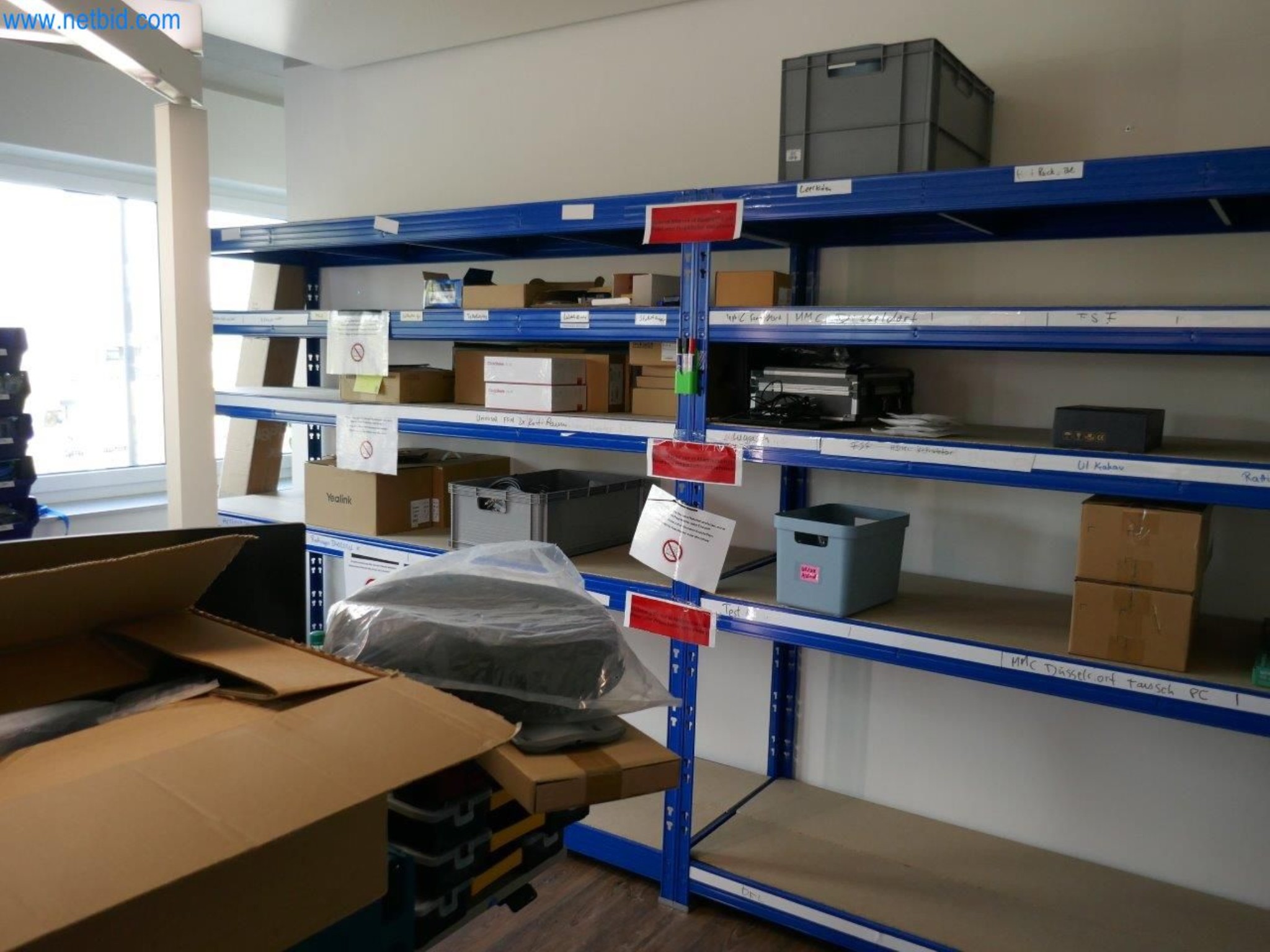 Operativna in pisarniška oprema-2