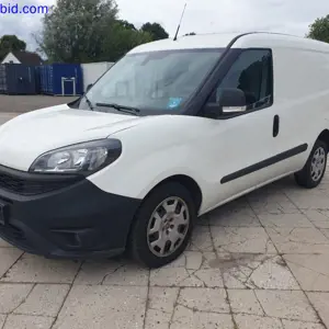 Auto (příplatek se může změnit) Fiat Doblo
