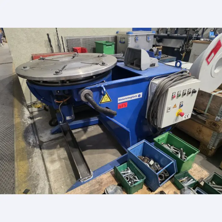 Roboter-Schweißzelle igm und Bandsägeanlage Behringer Eisele-16