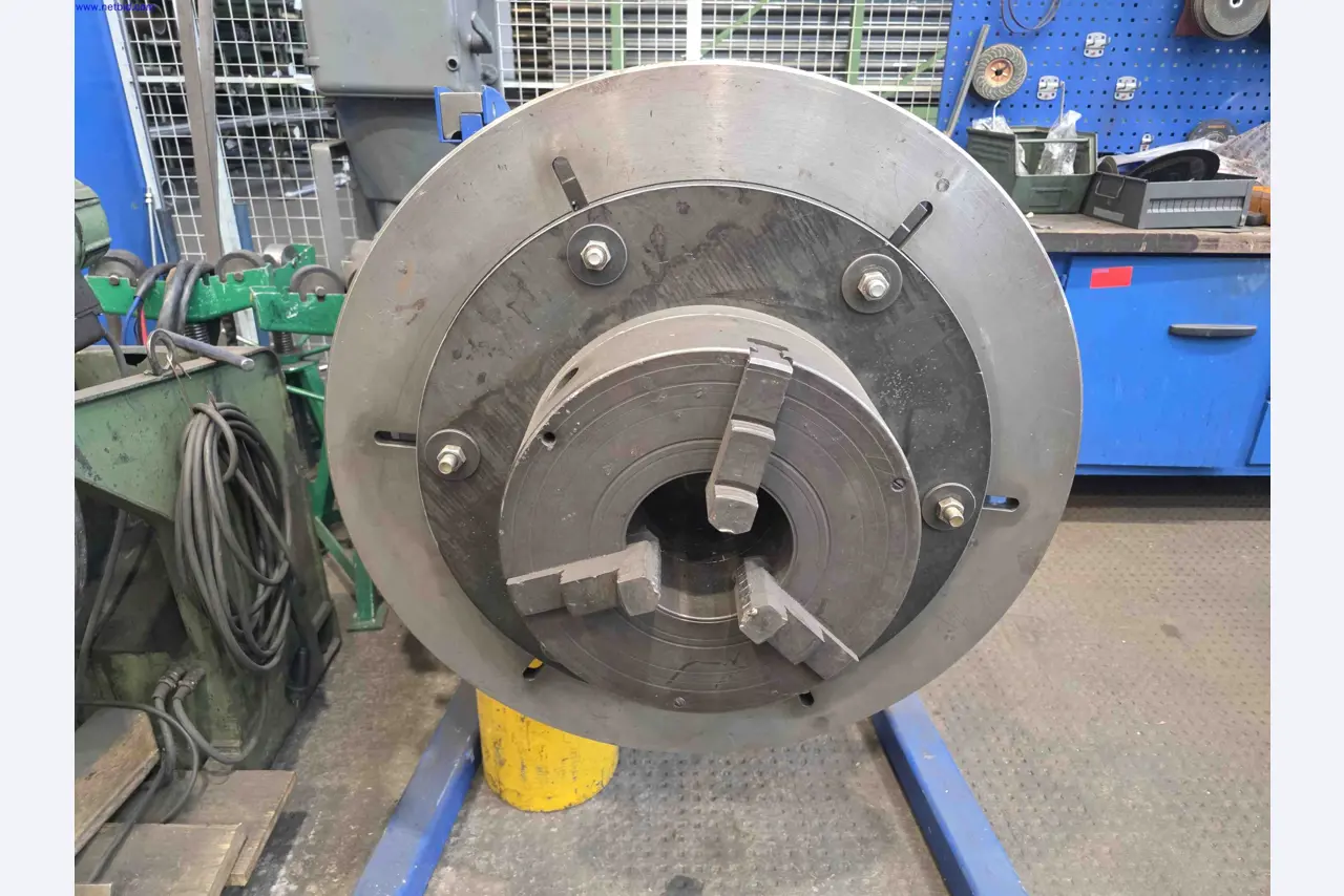 Maszyny i systemy w dziedzinie inżynierii instalacji, budowy kotłów, technologii ochrony środowiska, oczyszczania ścieków i odpadów, obróbki dużych części, konstrukcji spawanych.-3