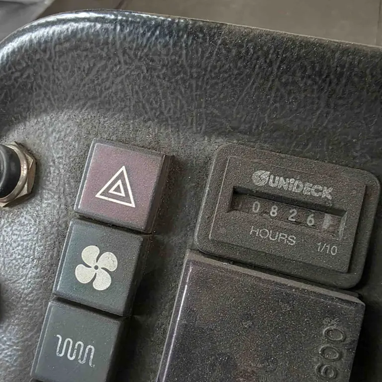 Ride-on sweeper RCM Super Boxer E