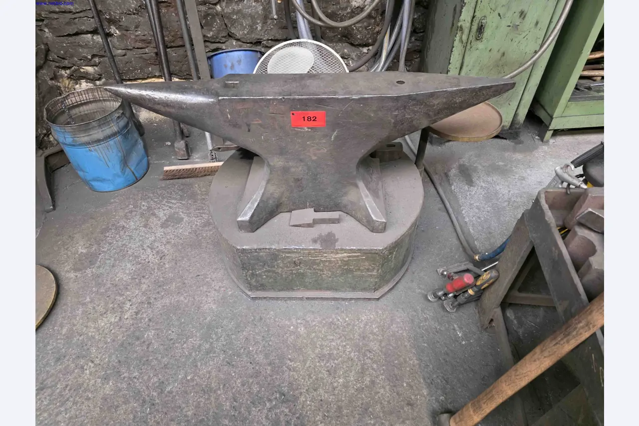 Machines and systems in the fields of plant engineering, boiler construction, environmental technology, waste water and waste treatment, large parts processing, welded constructions-1