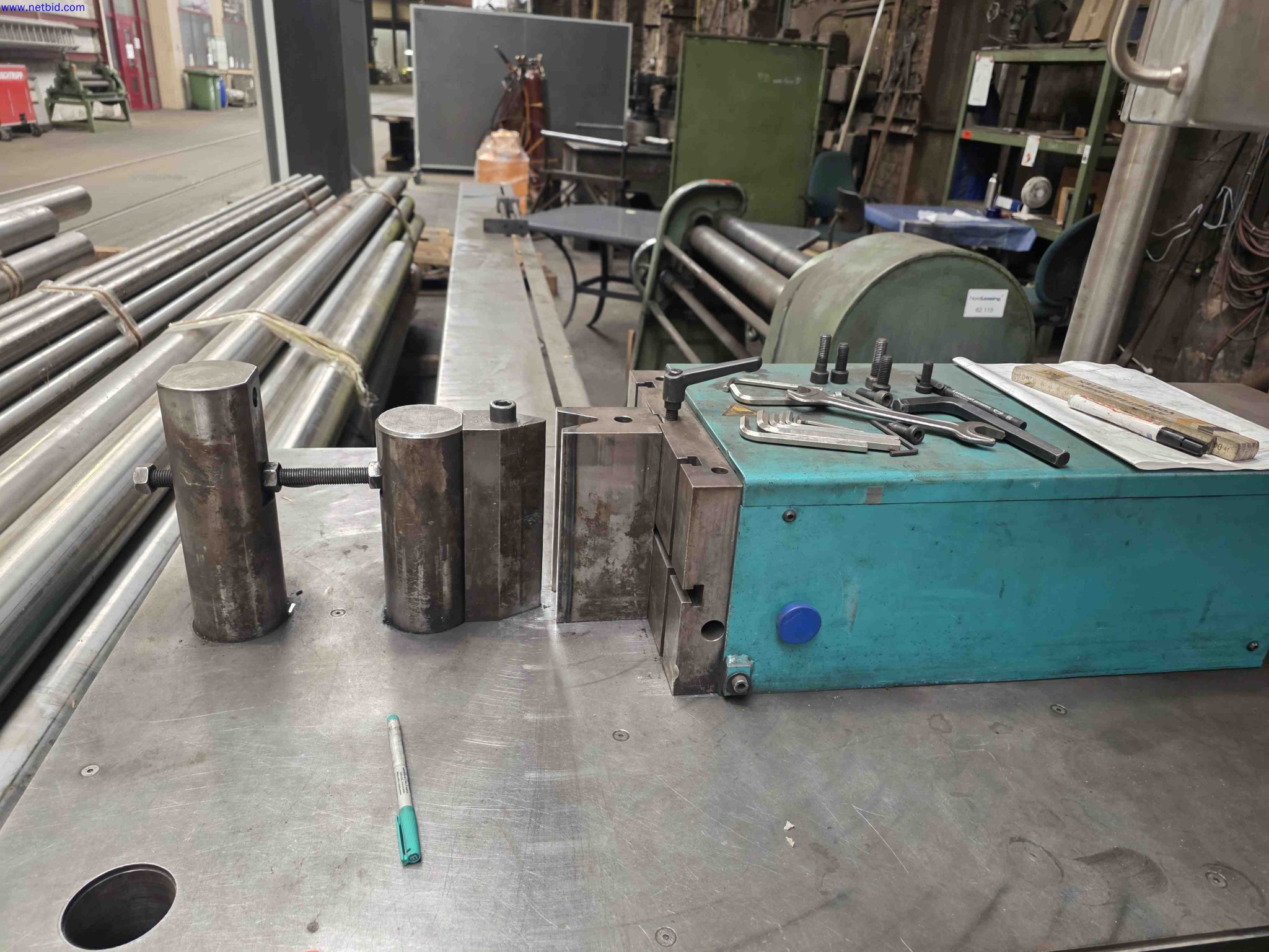 Machines and systems in the fields of plant engineering, boiler construction, environmental technology, waste water and waste treatment, large parts processing, welded constructions-4