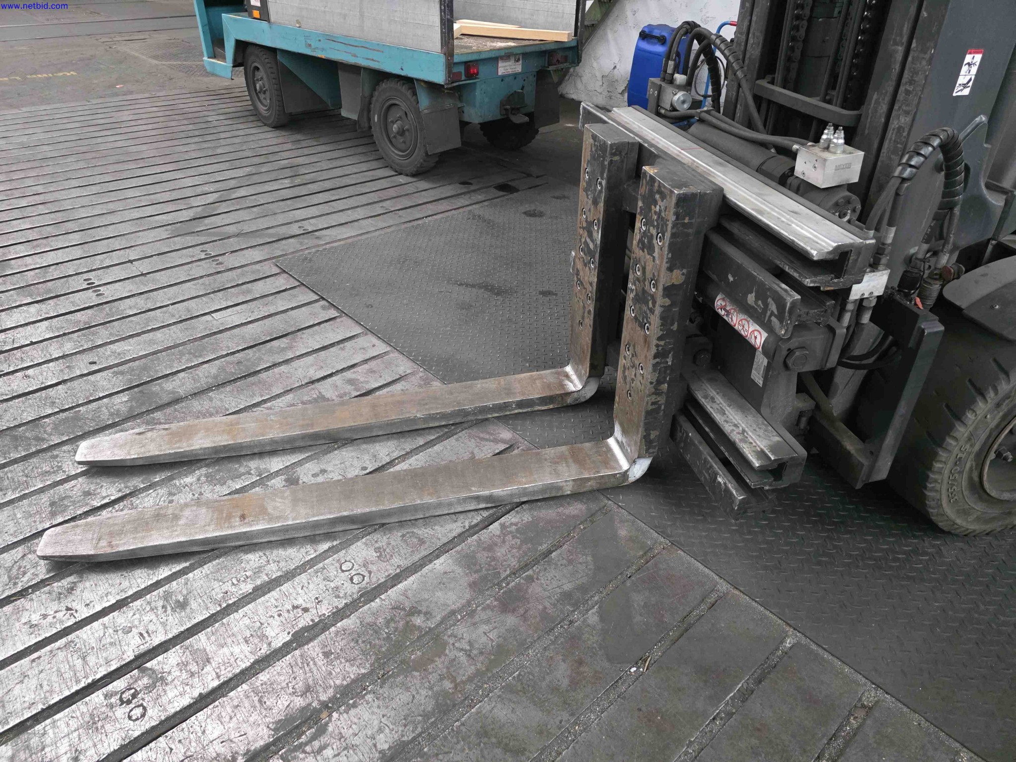 Machines and systems in the fields of plant engineering, boiler construction, environmental technology, waste water and waste treatment, large parts processing, welded constructions-7