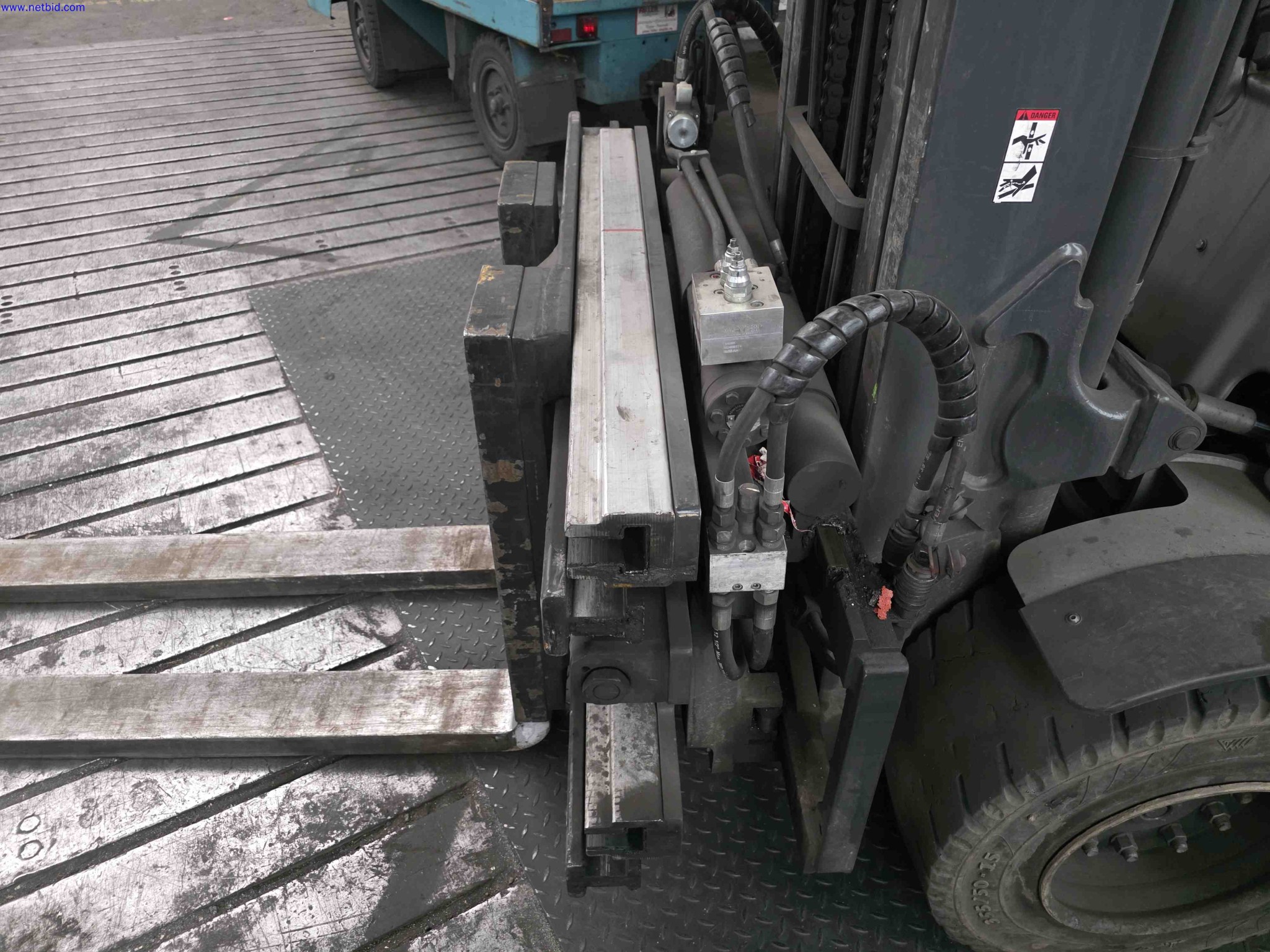 Machines and systems in the fields of plant engineering, boiler construction, environmental technology, waste water and waste treatment, large parts processing, welded constructions-9