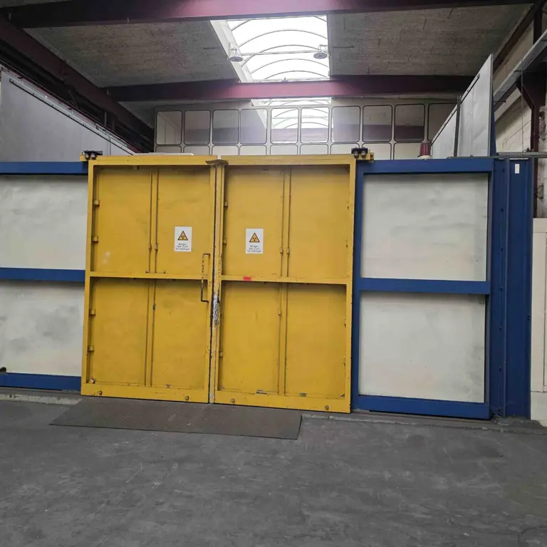 X-ray protection cell