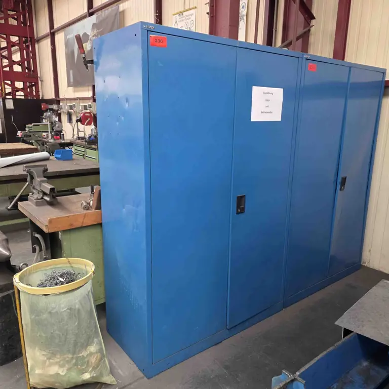 2 Tool cabinets Lista