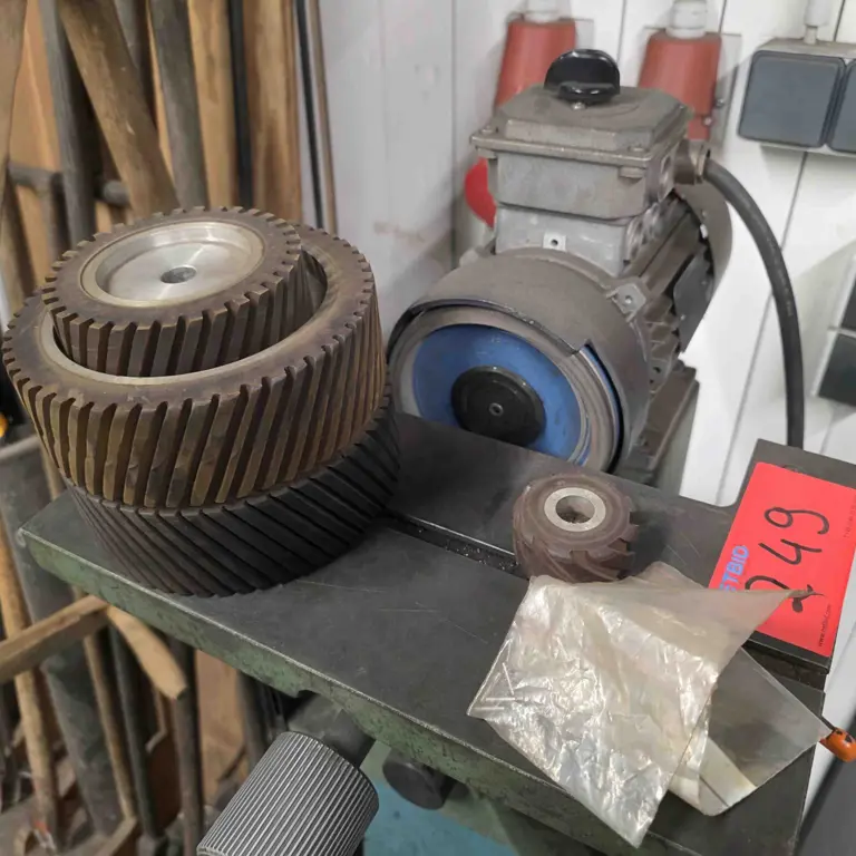 Tool grinding machine Rema ST 1/126