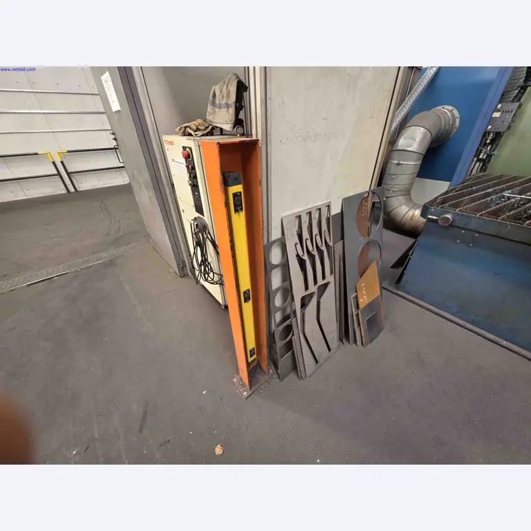 Machines and systems in the fields of plant engineering, boiler construction, environmental technology, waste water and waste treatment, large parts processing, welded constructions-12