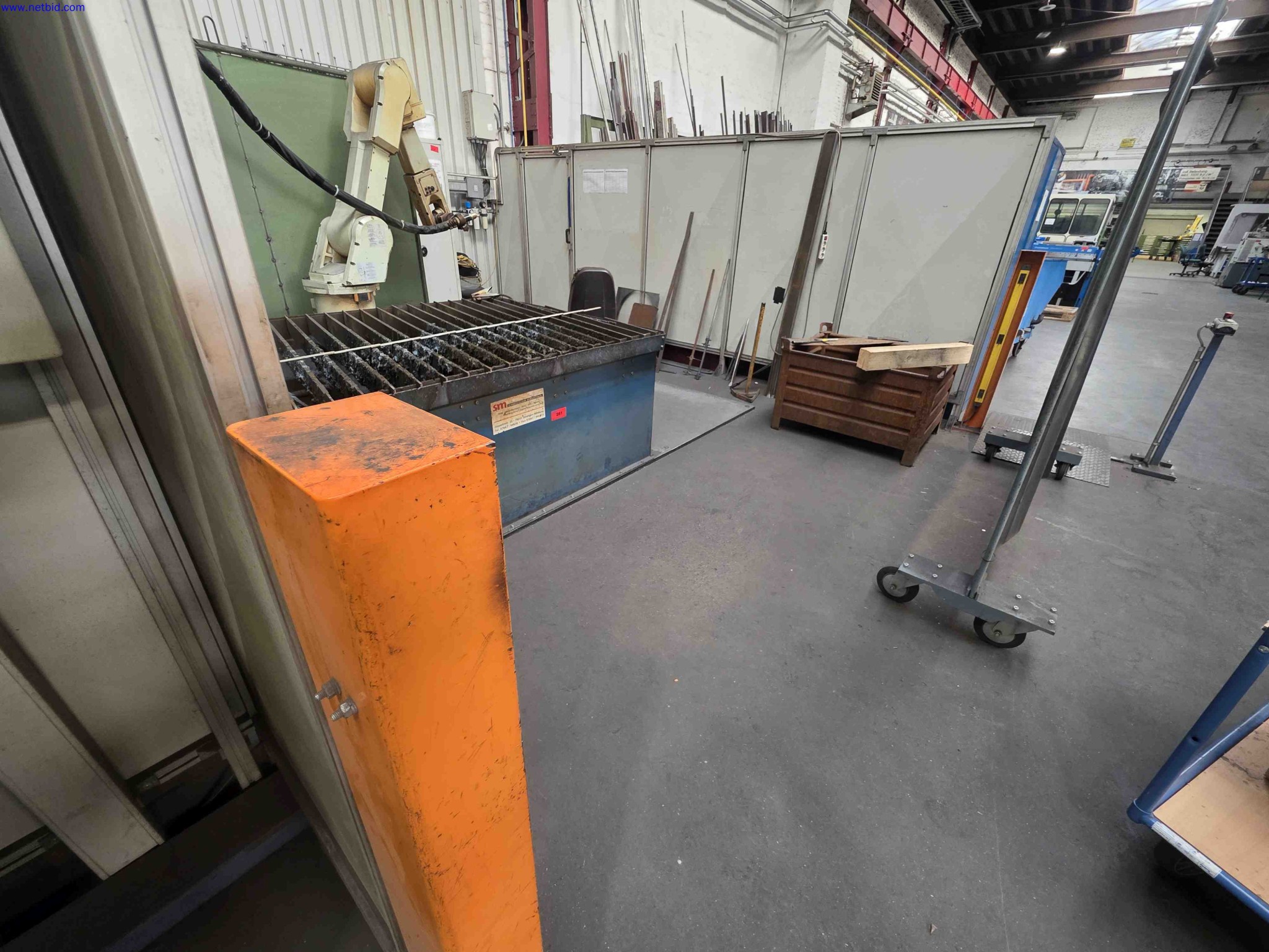 Machines and systems in the fields of plant engineering, boiler construction, environmental technology, waste water and waste treatment, large parts processing, welded constructions-4