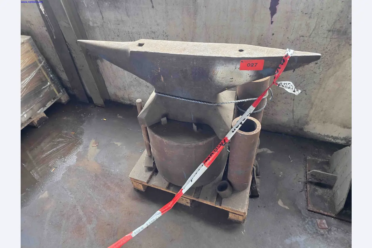 Machines and systems in the fields of plant engineering, boiler construction, environmental technology, waste water and waste treatment, large parts processing, welded constructions-1