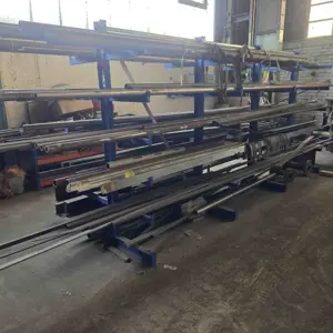 Double-sided cantilever rack (26)
