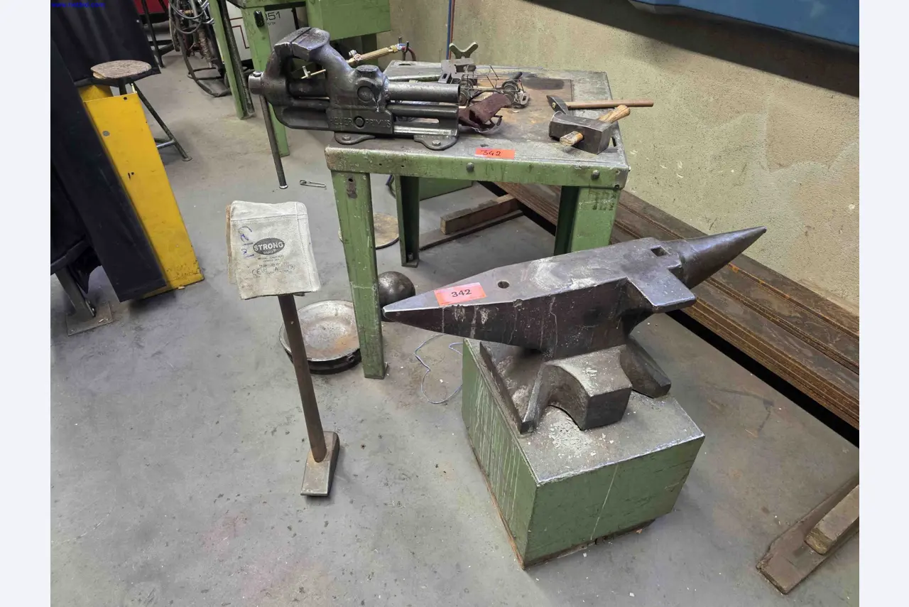 Machines and systems in the fields of plant engineering, boiler construction, environmental technology, waste water and waste treatment, large parts processing, welded constructions-1