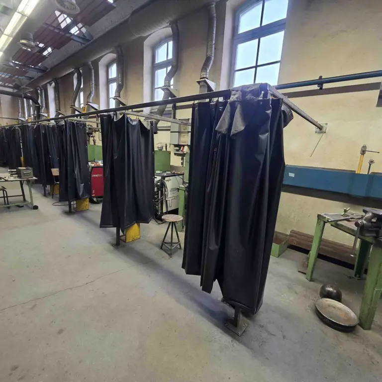 9 Welding tables (training)